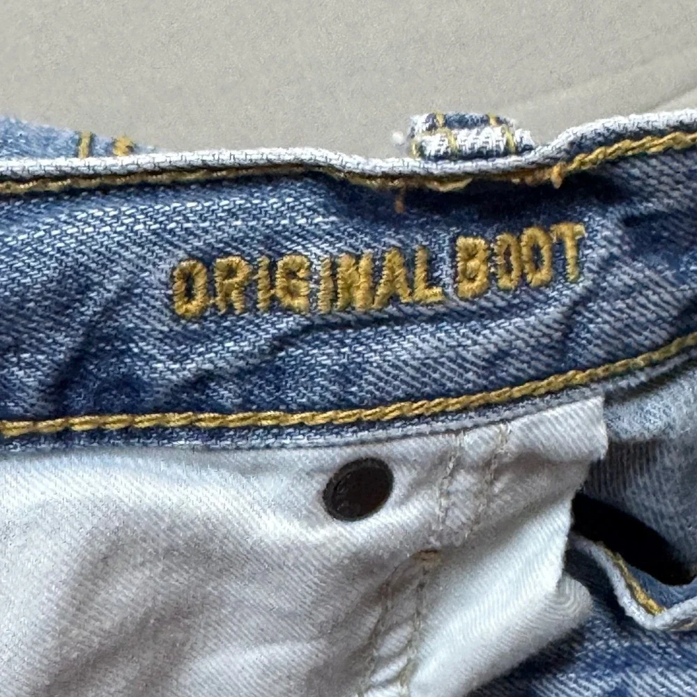 American Eagle Outfitters Original Boot Cut Jeans Blue Mens 38x32 Light Wash